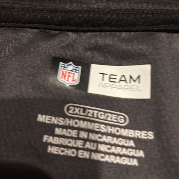 Top - Picture 2 of 2